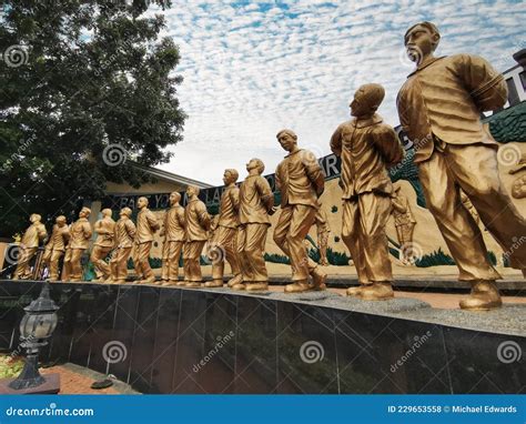 history of trece martires city|Thirteen Martyrs of Cavite .